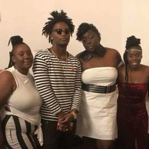 Meet your Posher, Nikki